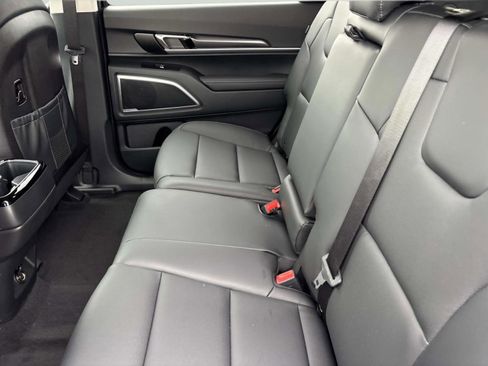 New 2025 Kia Telluride LX image 17