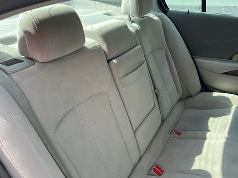 Used 2012 Buick LaCrosse Convenience image 18