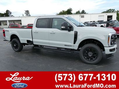 New 2026 Ford F350 Lariat w/ Black Appearance Package
