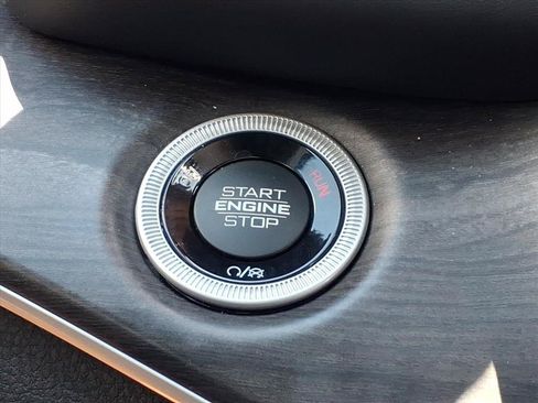 Used 2022 Jeep Grand Cherokee Limited 4xe AWD/4WD image 8