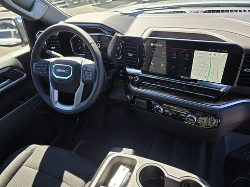 New 2026 GMC Sierra 1500 SLE AWD/4WD image 11