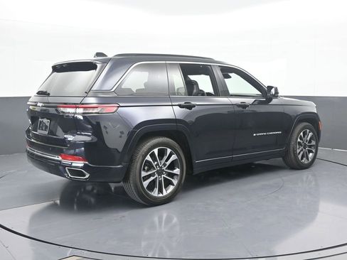 Used 2024 Jeep Grand Cherokee Overland w/ Luxury Tech Group IV image 6