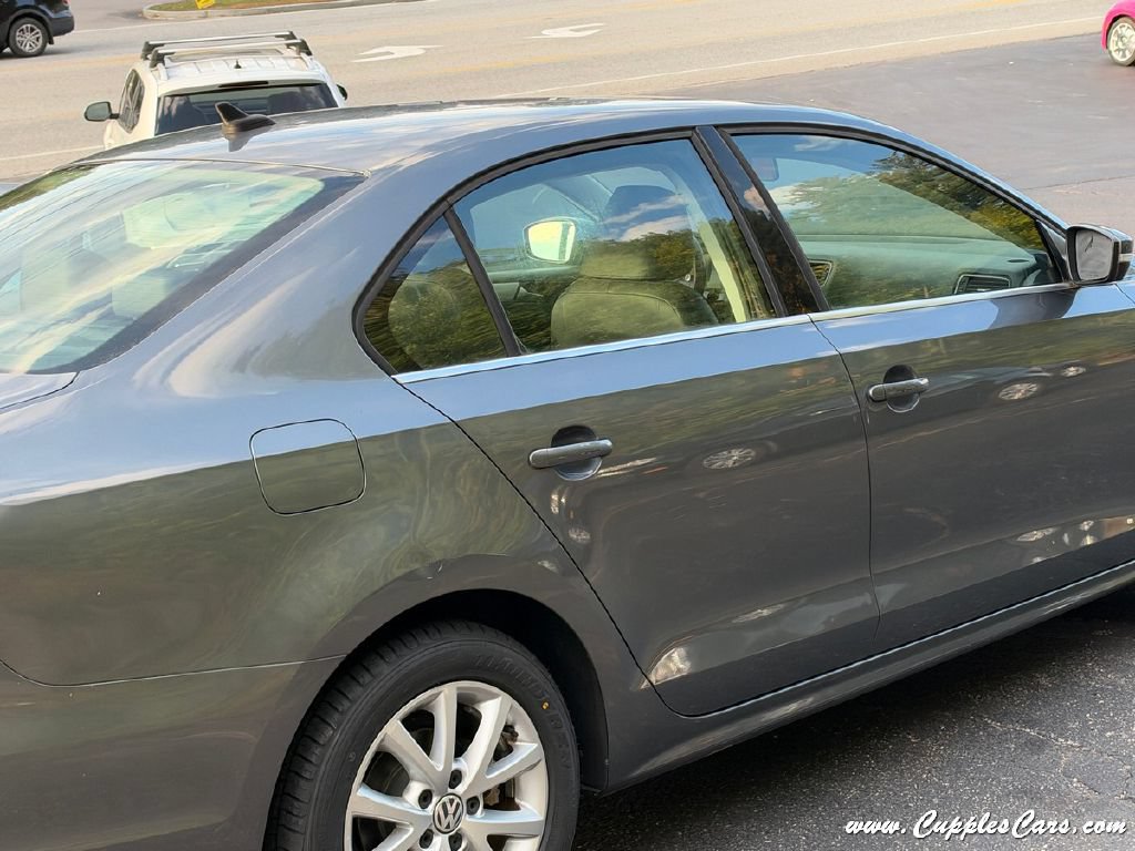 Used 2014 Volkswagen Jetta SE FWD image 30