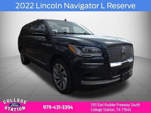 Used 2022 Lincoln Navigator L Reserve image 1