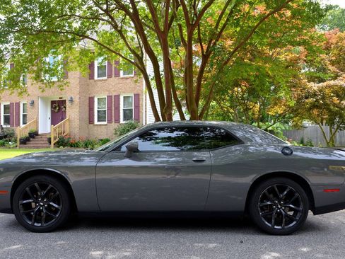 Used 2019 Dodge Challenger SXT w/ Blacktop Package RWD image 10