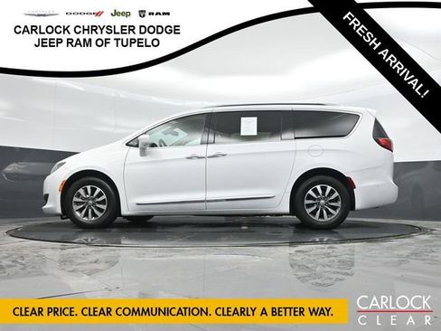 Used 2020 Chrysler Pacifica Touring-L Plus w/ Advanced Safetytec Group image 62