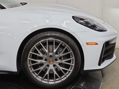 Certified 2025 Porsche Panamera 4 AWD/4WD image 11