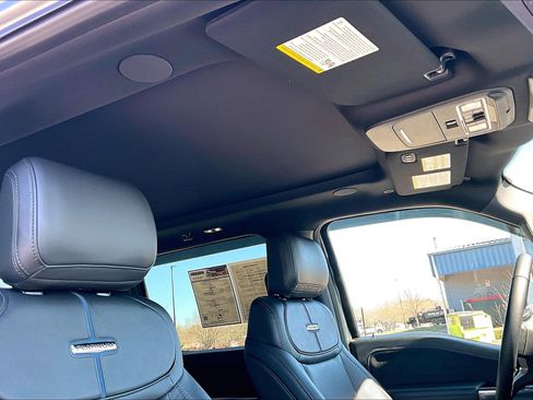 Used 2025 Ford F150 Platinum w/ Equipment Group 702A High image 29