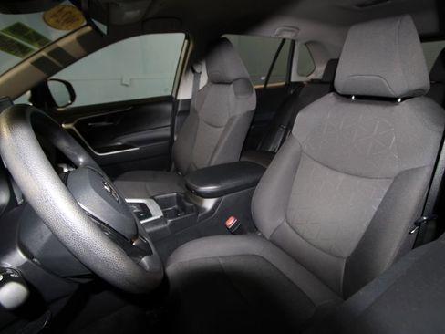 Used 2024 Toyota RAV4 XLE image 4