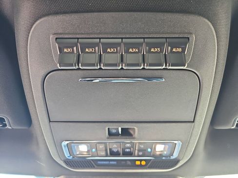 New 2026 Ford F250 Platinum w/ Tremor Off-Road Package image 32