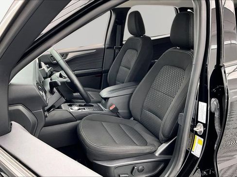 Certified 2024 Ford Escape Active AWD/4WD image 25