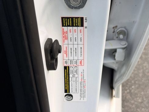Used 2023 Nissan Sentra SR FWD image 51