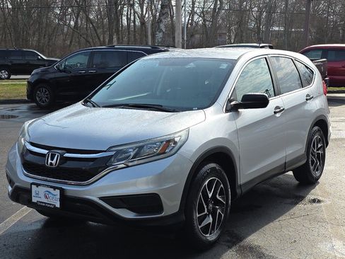 Used 2016 Honda CR-V SE image 7