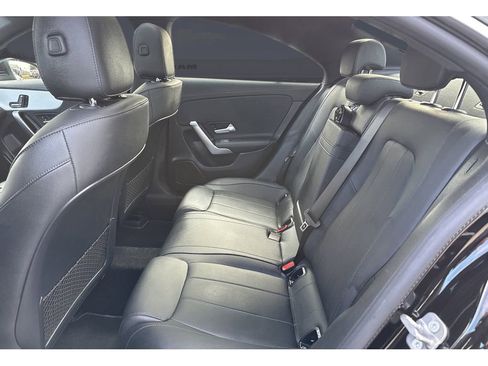 Used 2025 Mercedes-Benz CLA 250 image 34