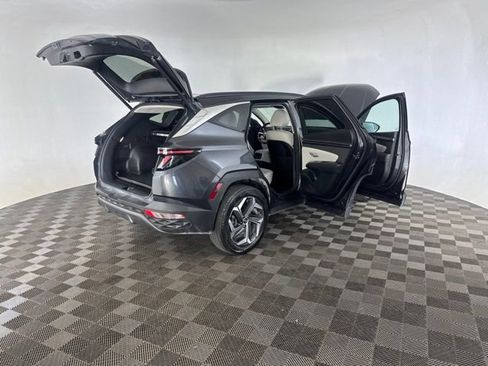 Used 2022 Hyundai Tucson Limited AWD/4WD image 18