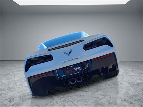 Used 2014 Chevrolet Corvette Stingray Coupe w/ Battery Protection Package image 6