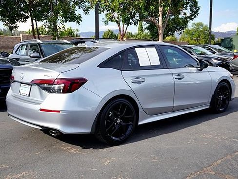 Used 2025 Honda Civic Sport image 8