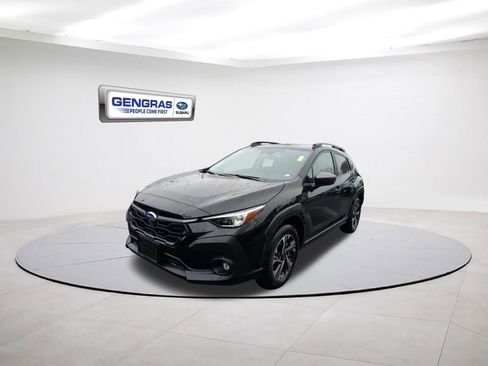 Certified 2025 Subaru Crosstrek 2.0i Premium image 3