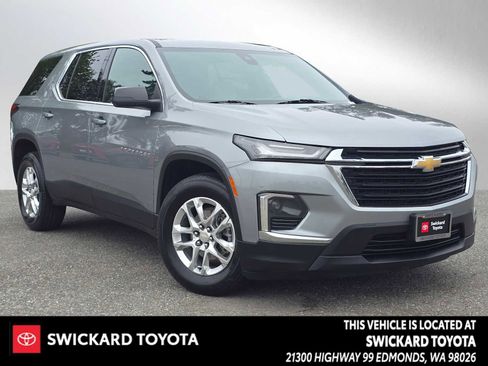 Used 2023 Chevrolet Traverse LS AWD/4WD image 1