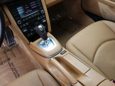 Used 2010 Porsche Cayman image 32