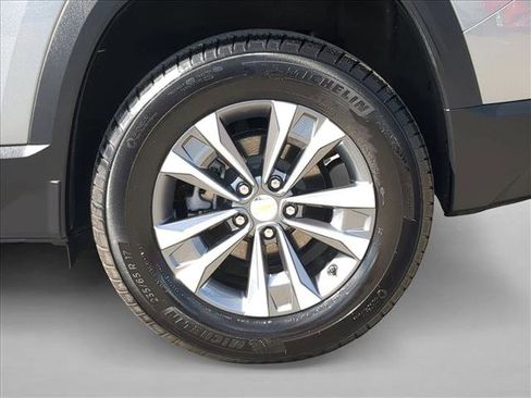 Used 2025 Chevrolet Equinox LT image 24