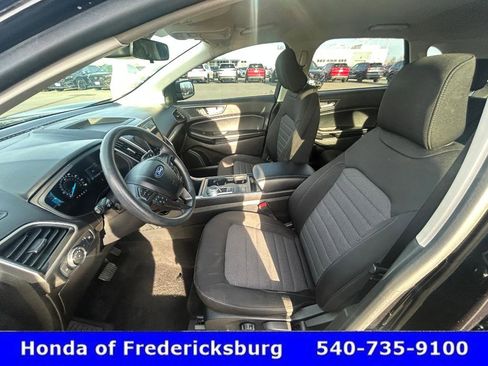 Used 2022 Ford Edge SE w/ Black Appearance Package image 15