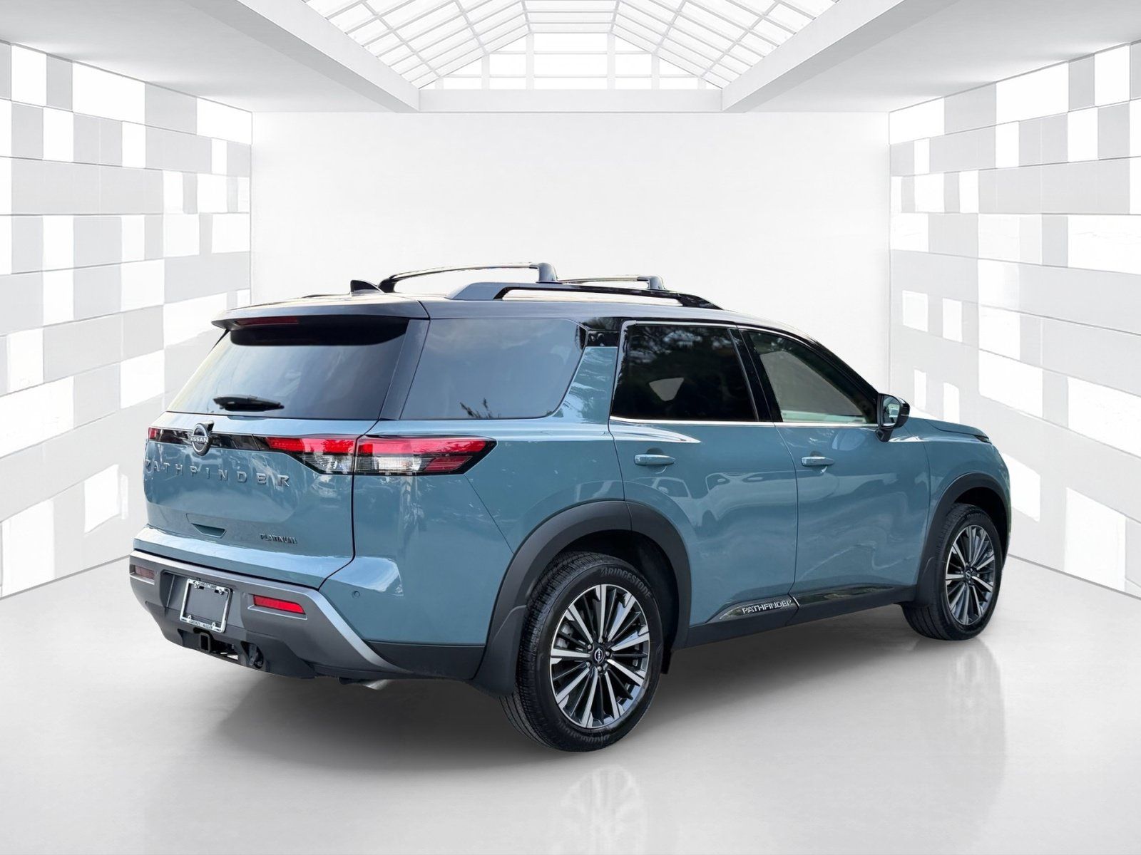 Certified 2026 Nissan Pathfinder Platinum FWD image 7