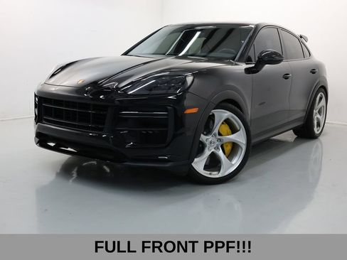 Used 2024 Porsche Cayenne Turbo GT AWD/4WD image 4