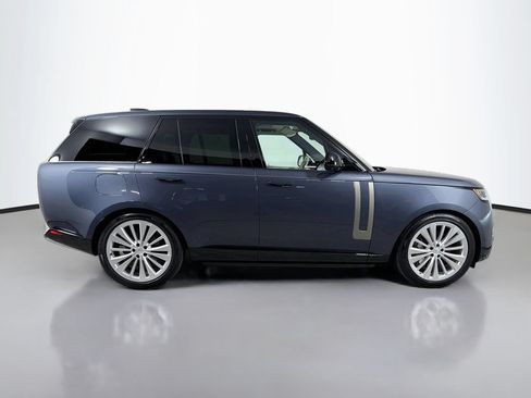Certified 2025 Land Rover Range Rover SE AWD/4WD image 4