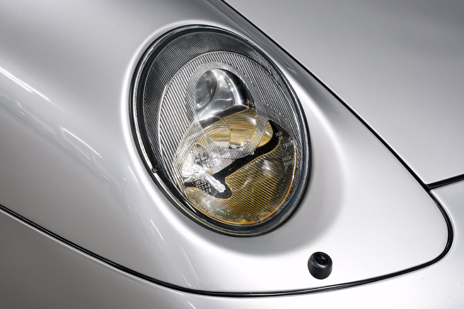 Used 1998 Porsche 911 Carrera 4S AWD/4WD image 37