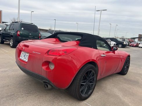 Used 2006 Pontiac Solstice Convertible w/ Premium Package image 3