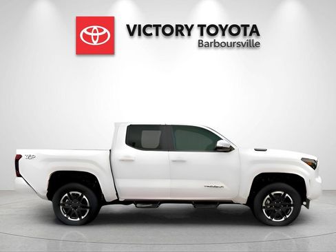 New 2025 Toyota Tacoma TRD Sport image 5