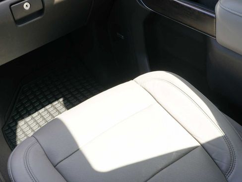 Used 2019 GMC Sierra 1500 SLT RWD image 24