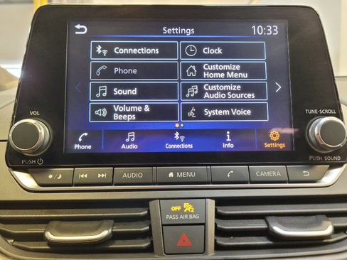 Used 2024 Nissan Altima 2.5 SV AWD/4WD image 25