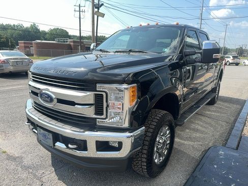 Used 2017 Ford F350 XLT AWD/4WD image 3