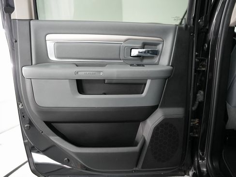 Used 2015 RAM 1500 Big Horn image 32