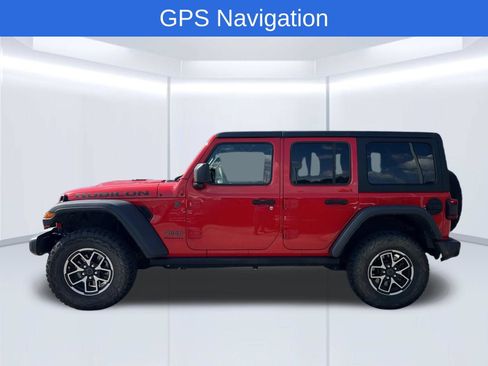 Used 2024 Jeep Wrangler Unlimited Rubicon w/ Technology Group AWD/4WD image 3