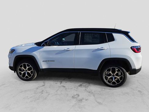 New 2026 Jeep Compass Limited image 5