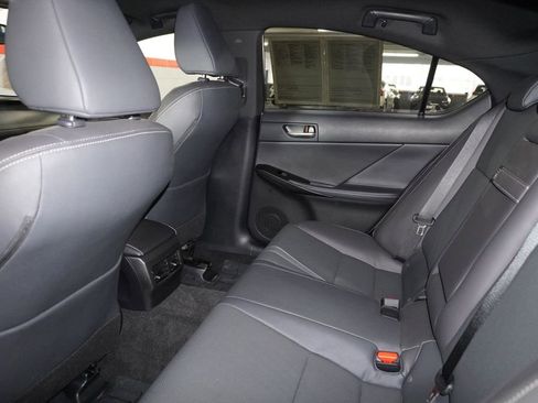 Used 2025 Lexus IS 300 F Sport image 8