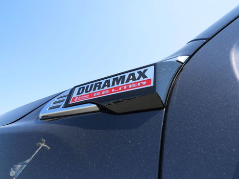 New 2025 GMC Sierra 2500 Denali w/ Denali Reserve Package image 16