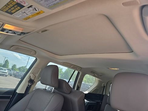 Used 2023 Lexus GX 460 Premium w/ Premium Plus Package AWD/4WD image 17
