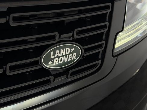 Used 2025 Land Rover Range Rover Sport SE AWD/4WD image 11