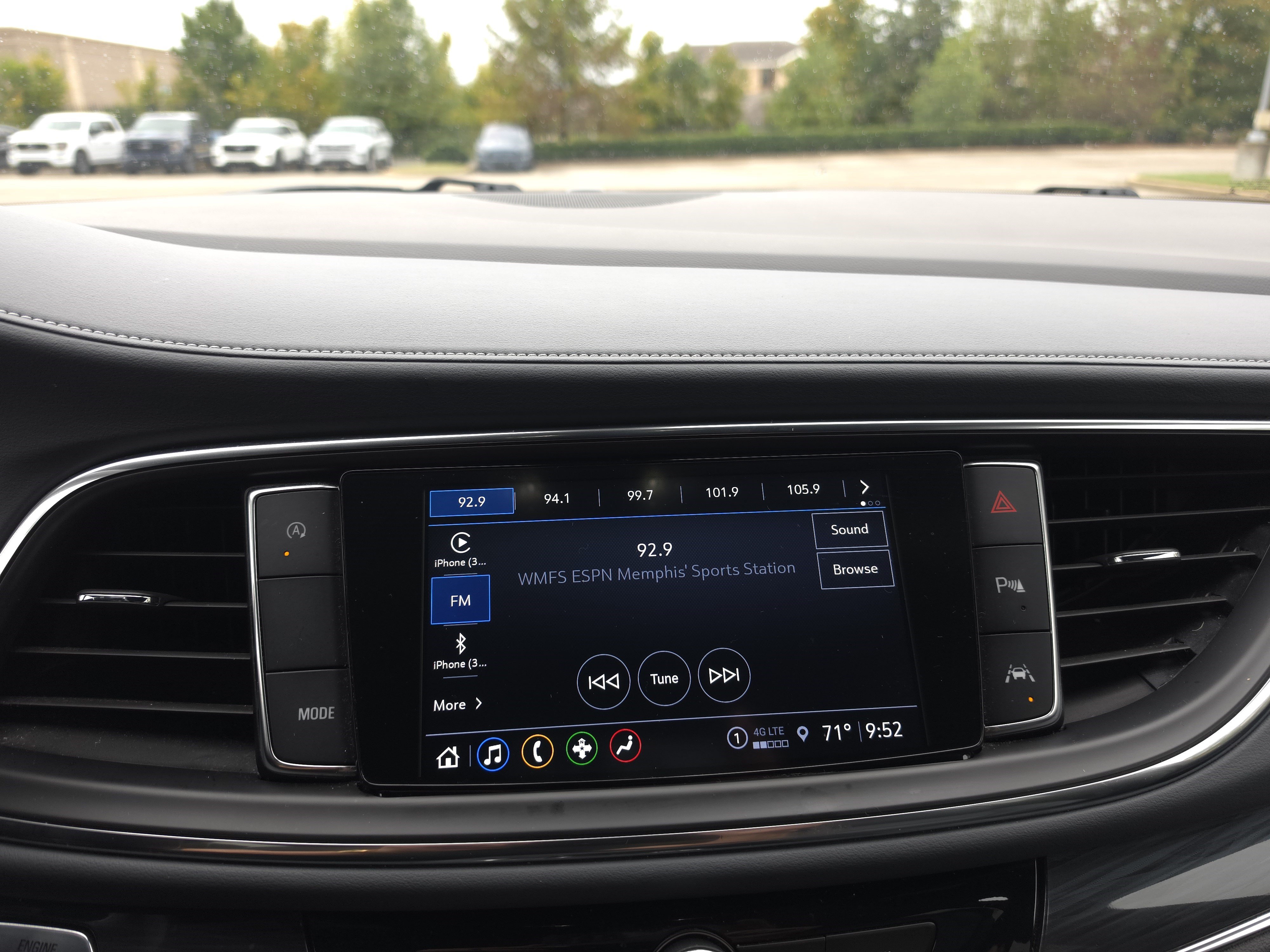 Used 2023 Buick Enclave Essence w/ Experience Buick Package FWD image 20