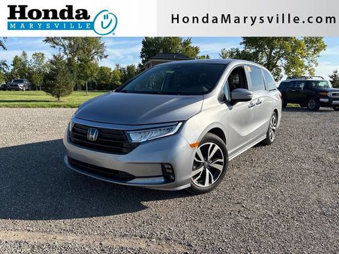 Used 2022 Honda Odyssey Touring image 1