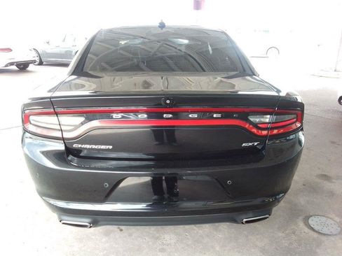 Used 2018 Dodge Charger SXT Plus w/ Quick Order Package 29J RWD image 6