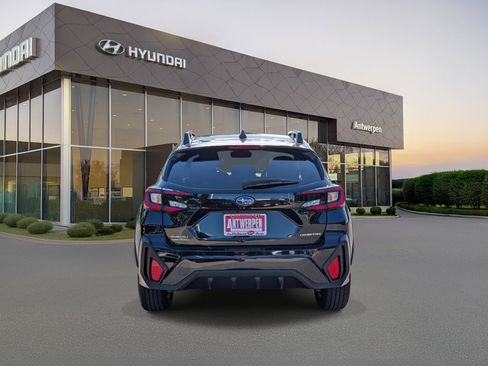 Used 2025 Subaru Crosstrek 2.5i Premium AWD/4WD image 4
