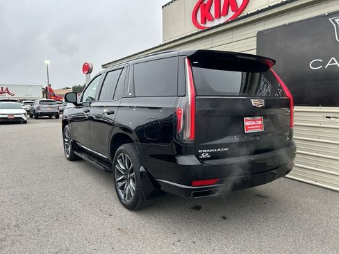 Used 2023 Cadillac Escalade Sport image 6