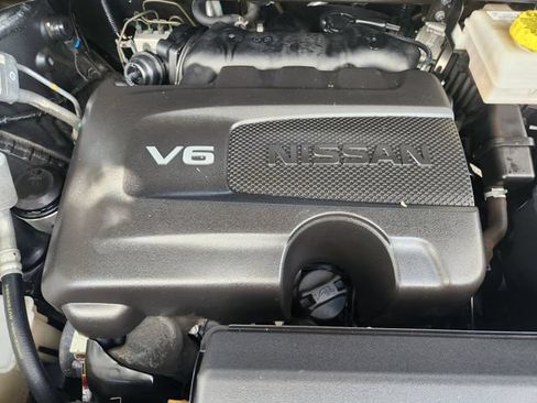 Used 2022 Nissan Pathfinder SL w/ SL Premium Package FWD image 29