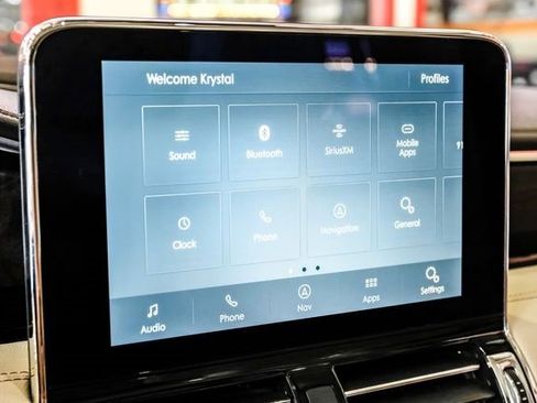 Used 2020 Lincoln Navigator L Reserve w/ Equipment Group 208A Reserve image 25