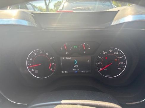 Used 2018 Chevrolet Camaro LT w/ RS Package RWD image 10